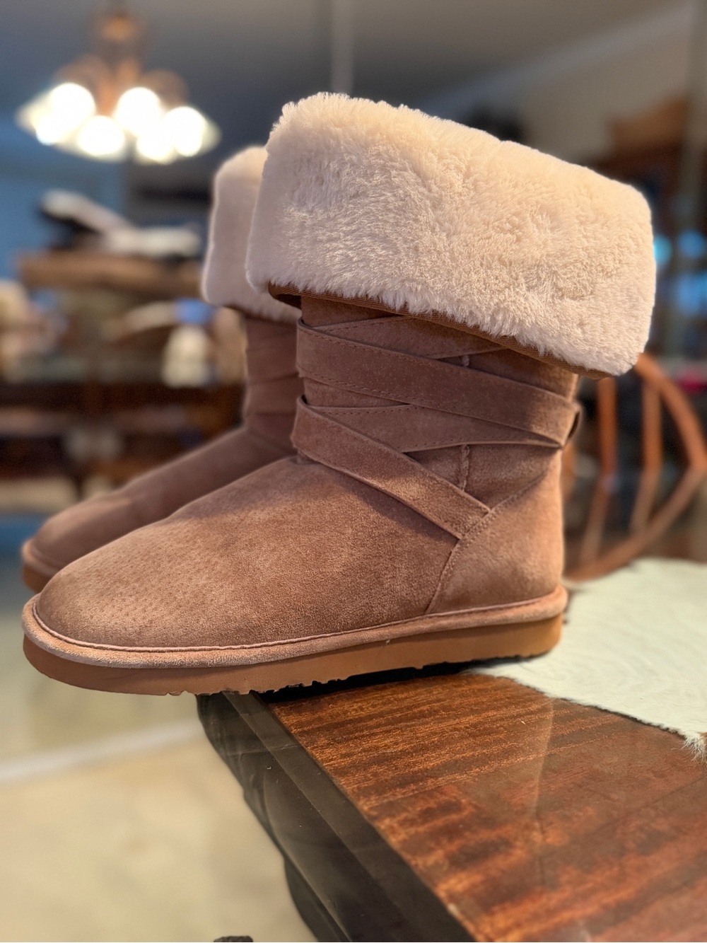 Women's Lam Suede Winter Boots - Beige Size 9 Like New